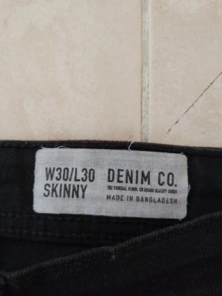 Pantalón Skinny Negro