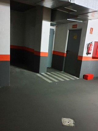 Garaje en alquiler en Ensanche de Vallecas - Valdecarros en Madrid