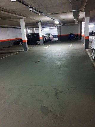 Garaje en alquiler en Ensanche de Vallecas - Valdecarros en Madrid