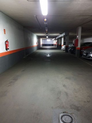 Garaje en alquiler en Ensanche de Vallecas - Valdecarros en Madrid