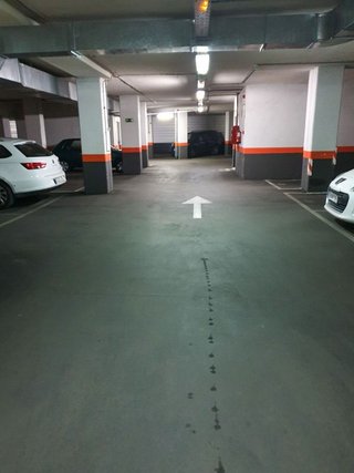 Garaje en alquiler en Ensanche de Vallecas - Valdecarros en Madrid