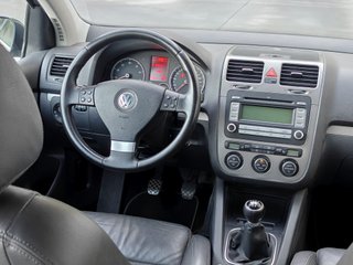 GOLF V 1.6 102 CV 116.000 KM * 1 DUEÑO Y LIBRO *