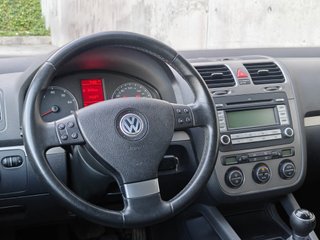 GOLF V 1.6 102 CV 116.000 KM * 1 DUEÑO Y LIBRO *