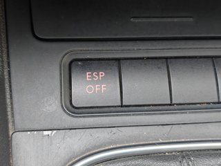 GOLF V 1.6 102 CV 116.000 KM * 1 DUEÑO Y LIBRO *