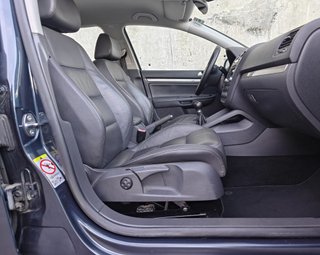 GOLF V 1.6 102 CV 116.000 KM * 1 DUEÑO Y LIBRO *