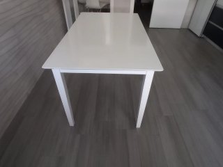 Mesa de comedor madera lacada blanca