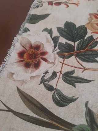 Camino de mesa floral vintage