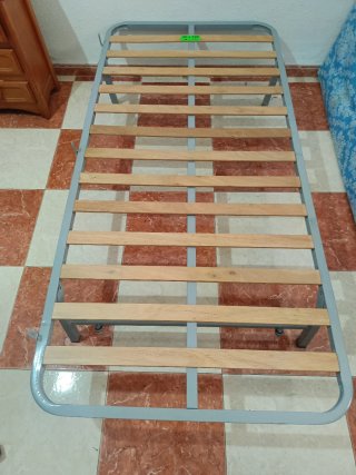 Somier 190x90 Patas Metálicas