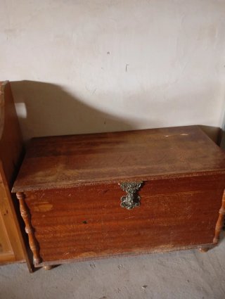 Muebles de madera y metal