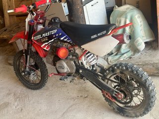 Pit Bike 125cc 4T Rebel Master