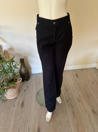 Pantalón Adolfo Domínguez y Top Azul
