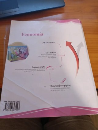 Economía 1.o Bachillerato
