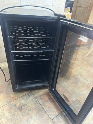 Nevera Negra De Vino
