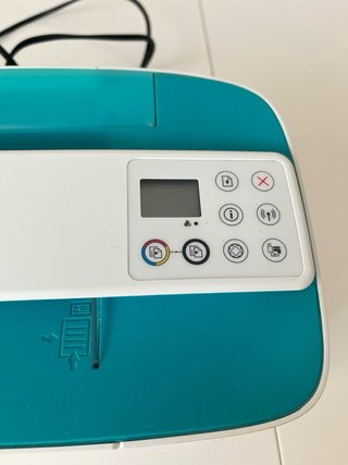 Impresora HP Todo en Uno Blanca y Turquesa