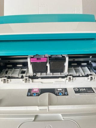 Impresora HP Todo en Uno Blanca y Turquesa