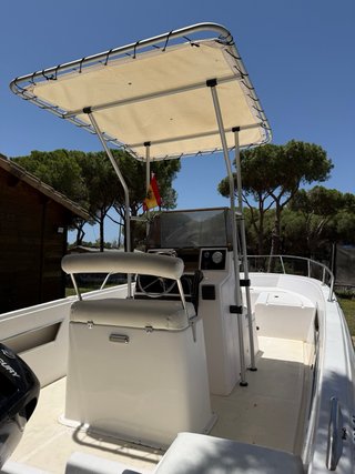 Embarcación barco open  5,90m (solo casco)