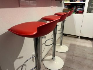 3 Taburetes Rojos altos ajustables para Barr