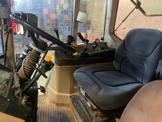 John Deere 6610 + Pala Castillero + GPS (7.900h)