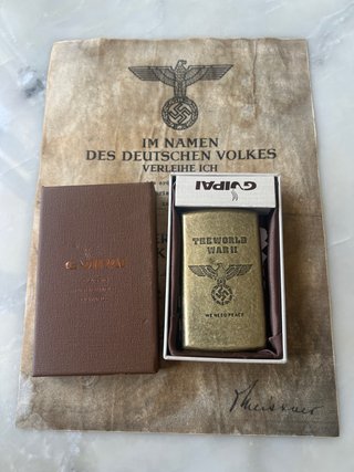 Estuche conmemorativo de la Segunda Guerra Mundial