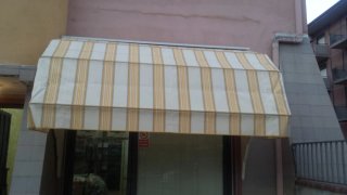 Coppia Tende da Sole a Righe in ottimo stato