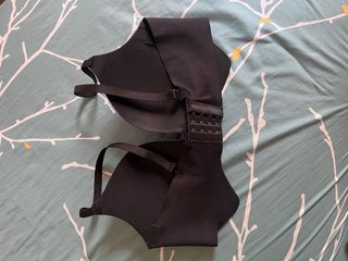 SIN ESTRENAR Sujetador push up negro 85B