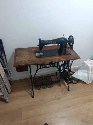 Máquina de coser Singer antigua NO ENVIOS