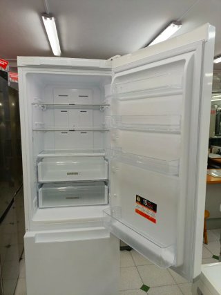 Nevera combi Whirlpool 190/60cm clase E garantia