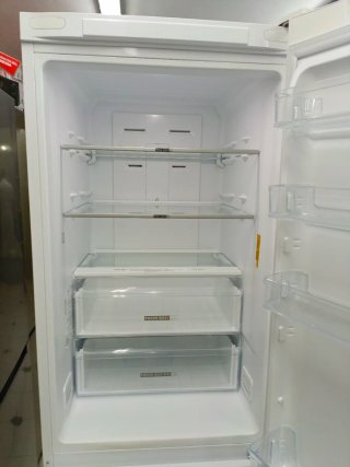 Nevera combi Whirlpool 190/60cm clase E garantia