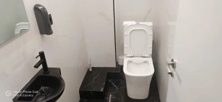 Bar kbab, con muy buena facturación y en perfecto