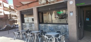 Bar kbab, con muy buena facturación y en perfecto