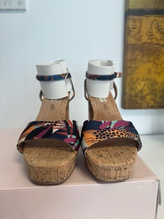Sandalias tacón cuña corcho piel multicolor