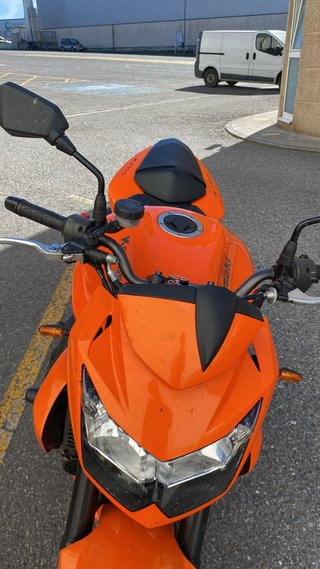 Kawasaki Z750 Naranja