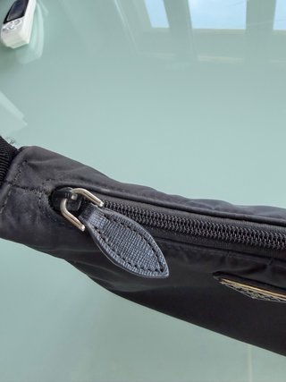 Piccola borsa Prada in nylon