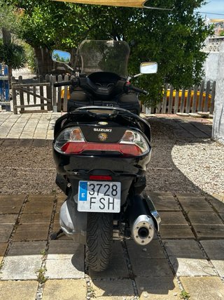 Suzuki Burgman 400 Negra Automática 37 Cv