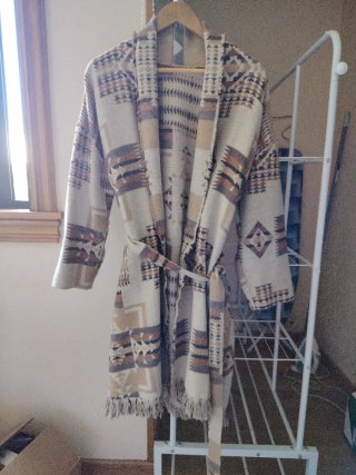 Abrigo estilo kimono con estampado étnico