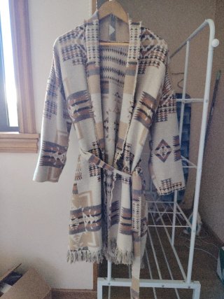 Abrigo estilo kimono con estampado étnico