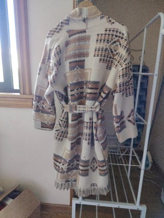 Abrigo estilo kimono con estampado étnico