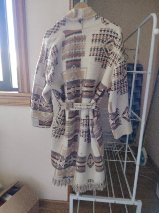 Abrigo estilo kimono con estampado étnico