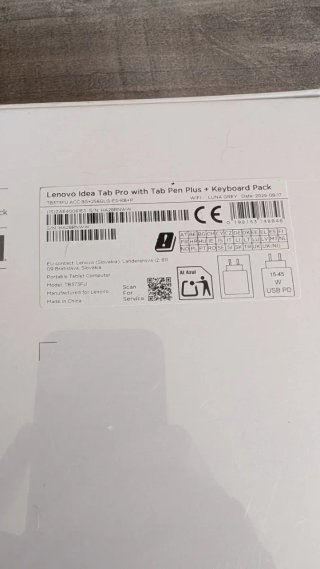 Lenovo Idea Tab Pro + Teclado Magnético + Pen Plus