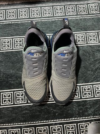 Nike Air Max 270 Gris y Azul