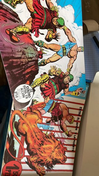 El Coloso completo en una caja. 83 comics
