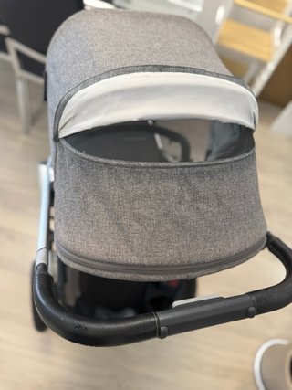 Carrito Bebé Uppababy V2 Gris comprado 2024