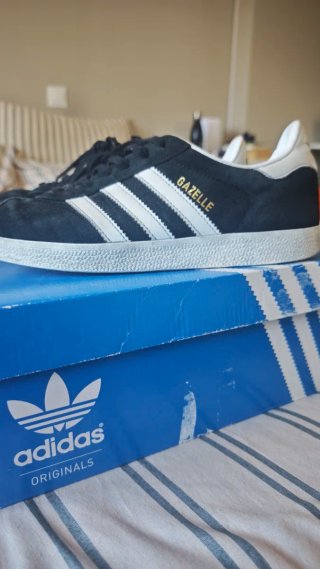 Adidas Gazelle Negro/Blanco
