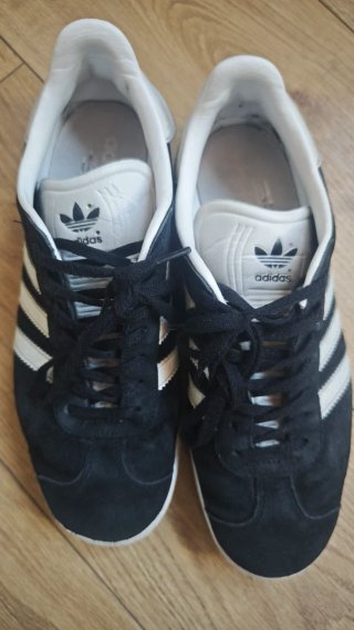 Adidas Gazelle Negro/Blanco