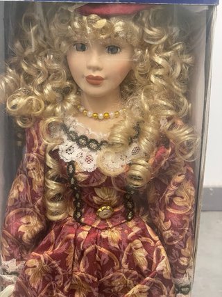 Muñeca de Porcelana Antigua