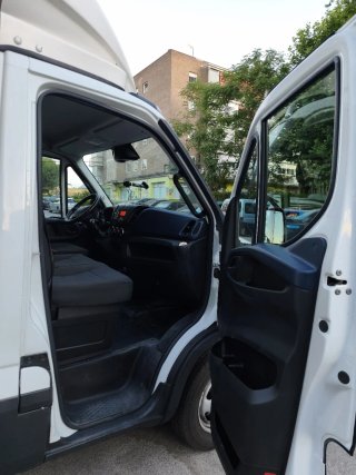Iveco Daily 3.0 L3H2 2019