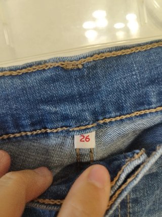 Shorts Levi's Talla 26 Desgastados