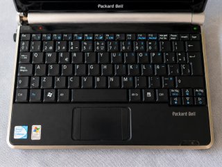 Packard Bell Dot S con cargador
