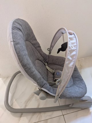 Hamaca bebé Chicco gris