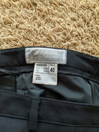Pantalón de pinzas de Bandas Rojas